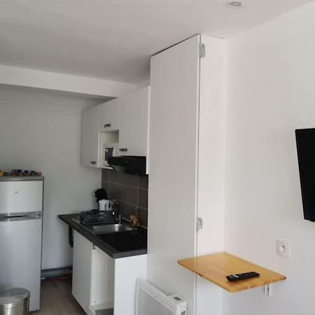 Location Studio A Courte Duree Корбей-Эссон Экстерьер фото